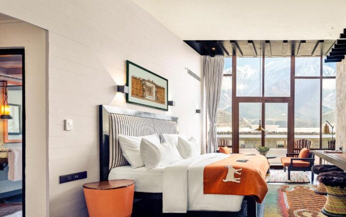 hotel-room