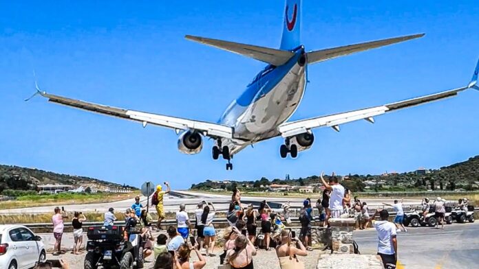 skiathos-airport