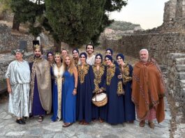 Θερμό χειροκρότημα για τον «Ίωνα» στο Κάστρο της Ναυπάκτου