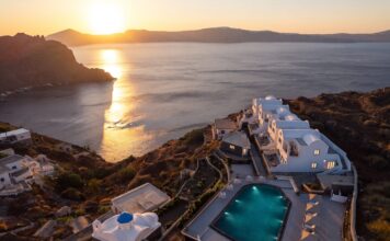 The Duchess: Το νέο ξενοδοχείο της Aria Hotels στη Σαντορίνη
