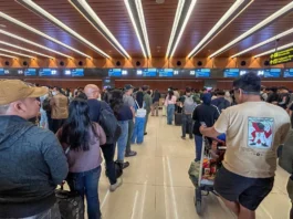 Ινδονησία: Χάος στις πτήσεις από την έκρηξη ηφαιστείου – Πάνω από 170.000 επιβάτες επηρεάζονται