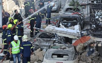 Έκρηξη στην Πλάκα: 3 τουρίστες στους αγνοούμενους | Συνεχίζονται οι έρευνες