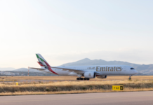 Emirates: Πότε κάνουν κράτηση οι Έλληνες και πού ταξιδεύουν