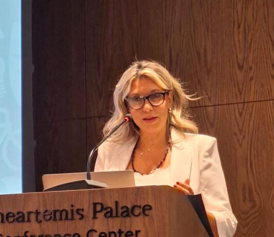 Άννα Καραμανλή: Νέοι κανόνες για τη βιώσιμη τουριστική ανάπτυξη