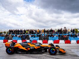 Τα πιο δυνατά καρέ του showrun με τη McLaren MCL60 και τη McLaren MP4/6 του Ayrton Senna