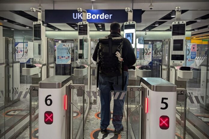 airport-uk-ees